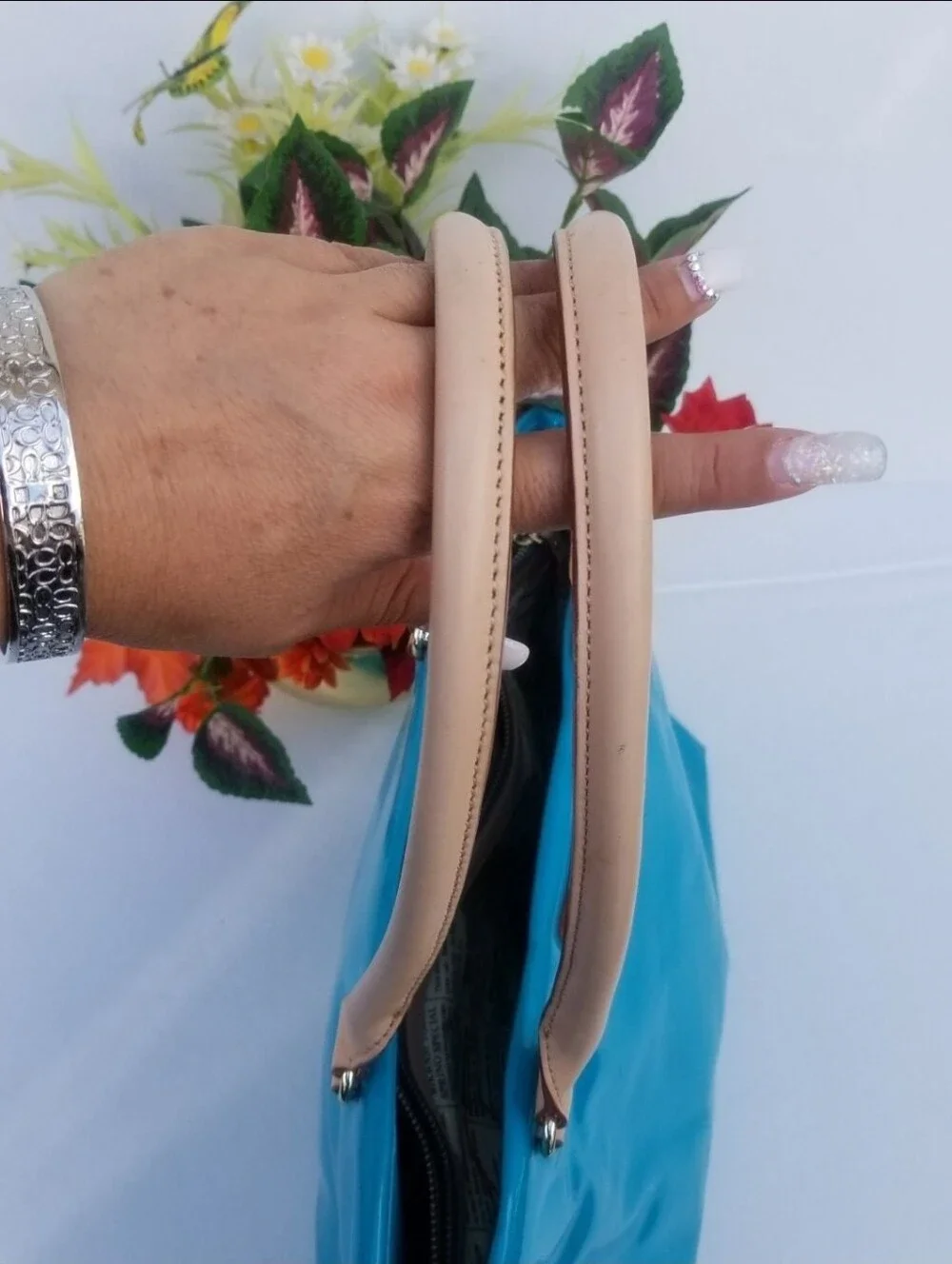 Kate Spade Turquoise Patent Tote Bag Beige Handles Fair Condition
